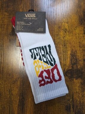 NWT Vans “Peace” Crew Socks White Red Yellow Unisex